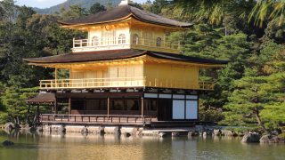 う*て様 【送料込み】レア 必勝金閣寺物語～古都絢爛～　コイン不要機付　ご自宅ま Amazon.co.jp: 城＆二頭金鯱置物（金屏風付き） 名古屋城 開運